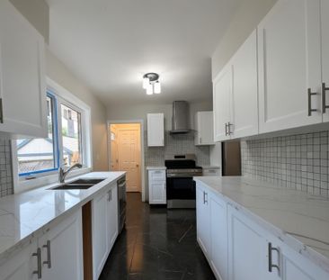 For Lease - 5 Bertram Drive, Hamilton, Ontario - Photo 6