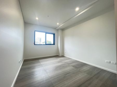 Hurstville 2 bedroom APT for rent - Photo 3