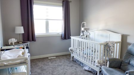 3+1 Bed Fully Developed Home For Rent In Sherwood Park. Pet Friendly - Photo 5