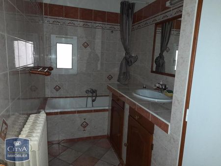 Location Appartement 3 pièces 76m² AGEN 47000 - Photo 4