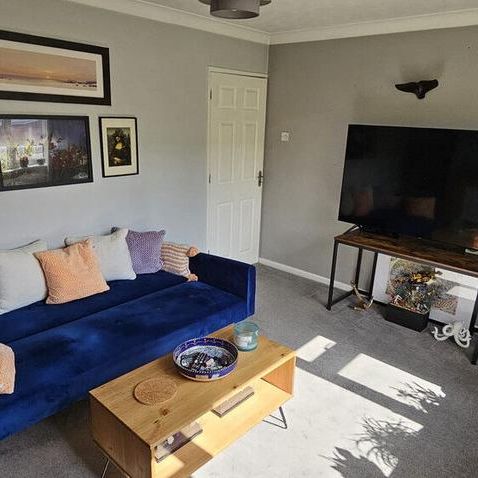 2 bedroom semi-detached house to rent - Photo 1