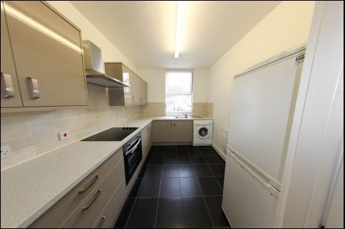 1 bedroom duplex flat in Leeds - Photo 1