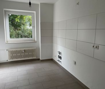 Modernisierte 2-Zi.-Wohnung in der Oberhausener Stadtmitte! - Photo 2