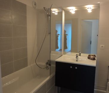 Location Appartement 3 pièces 66m² - Photo 1