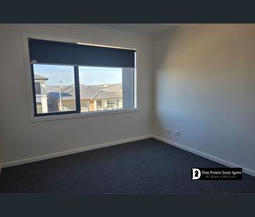 31 , Mettle Street, Clyde North, Vic 3978 - Photo 4