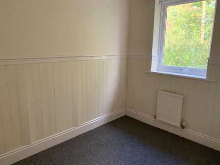 2 Bed Semi-Detached House, Thorney Road, CV2 - Photo 3