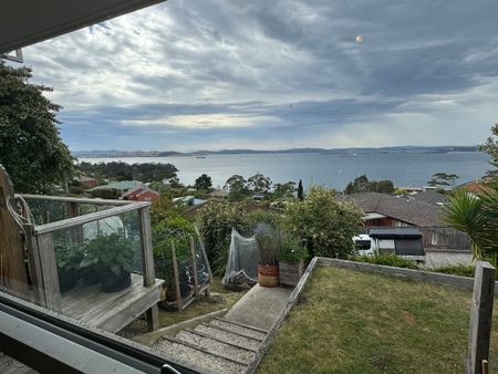 3 Tower Court, Taroona, TAS 7053 - Photo 3