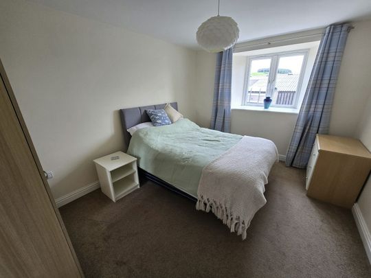 Cottage to rent on - Photo 1