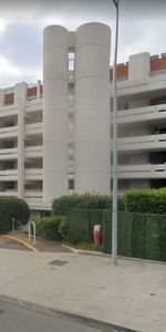 Location Appartement 1 pièce 21m² ST LAURENT DU VAR 06700 - Photo 4