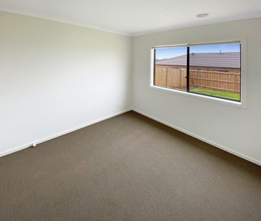 12 Snowbird Road, Winter Valley - Photo 1