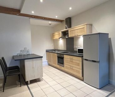 Weevil Lane, Gosport - Photo 3