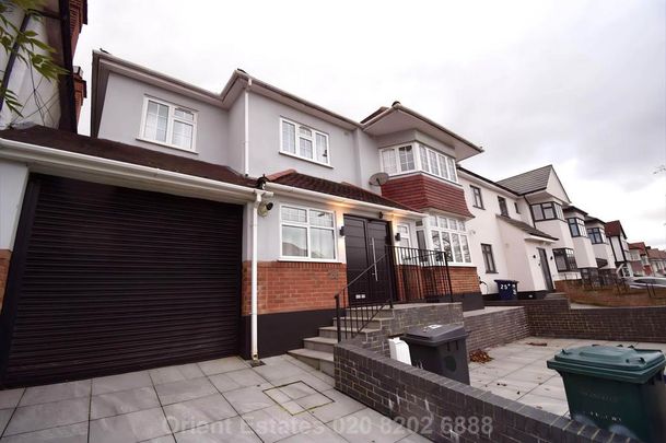 7 bedroom detached house to rent - Photo 1