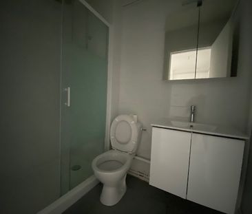 Location Appartement 1 pièce 26m² BORDEAUX 33200 - Photo 2