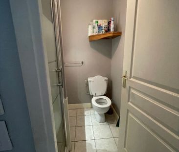 Location Appartement 1 pièce 24m² - Photo 3
