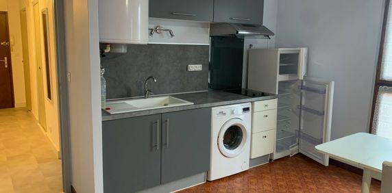 Location Appartement 1 pièce 34m² CAHORS 46000 - Photo 2