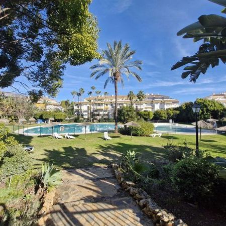 Alquiler de piso en Avenida Príncipe Salman s/n - Photo 1