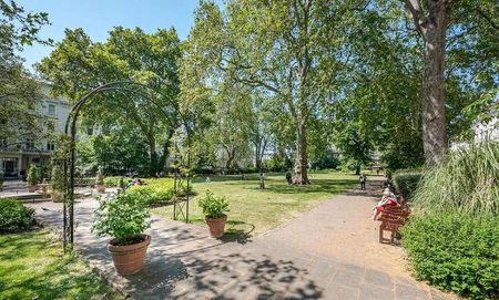 St Georges Square, London, SW1V - Photo 2