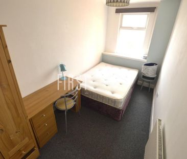 4 bedroom terraced house to rent - Photo 5