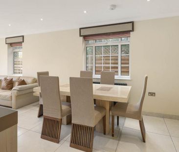 5 bedroom semi-detached house to rent - Photo 5