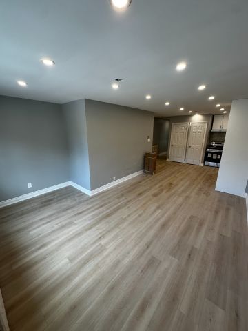 For Lease - 2877 St Clair Avenue Unit# A, Toronto, Ontario - Photo 3