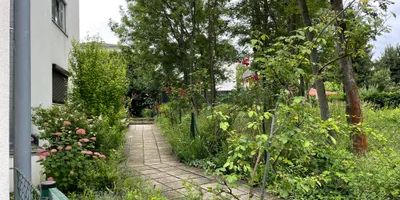 Moderne, helle, sanierte 2-Zimmer Wohnung mit Garten in herrlicher, ruhiger Lage - Photo 3
