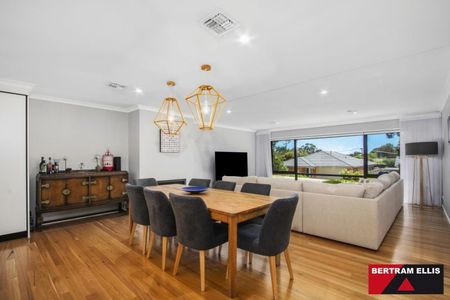 This home has a real "Wow" factor, plus solar! - Photo 3