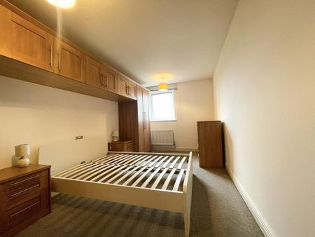 1 bedroom flat to rent - Photo 2