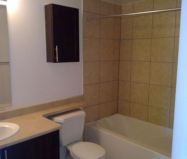 For Lease - 234 Rideau Street Unit# 704A, Lower Town - Sandy Hill, ... - Photo 3