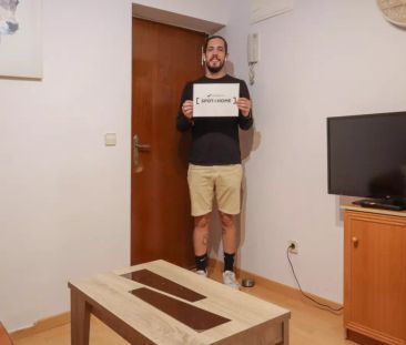 2-bedroom apartment for rent in Embajadores, smoking allowed - Photo 3