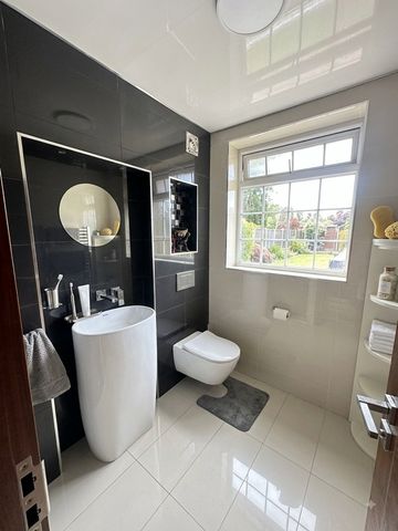 3 Bed Semi-Detached House, Shaftesbury Avenue, HA3 - Photo 3