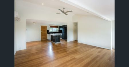 Modern & Spacious Family Home with Double Garage & Extra Downstairs Room - Photo 3