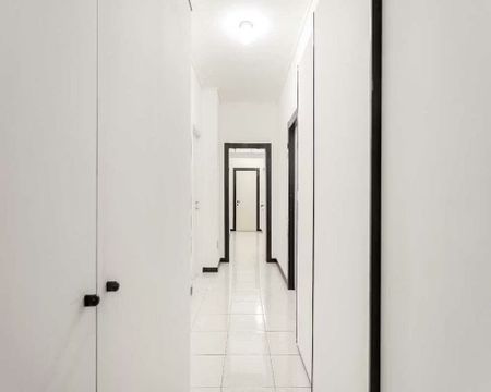 Via Felice Bellotti, Milan, Lombardy 20129 - Photo 4