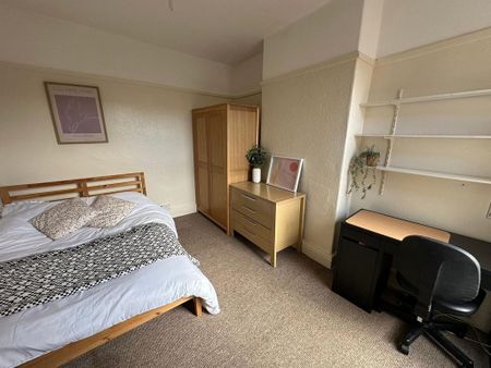 6 bedroom house to rent - Photo 4