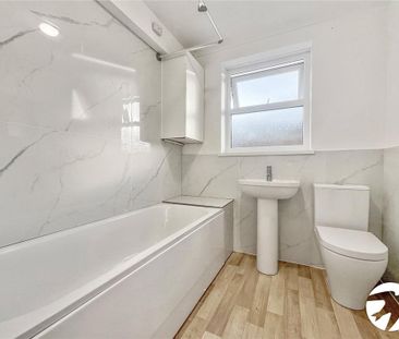 2 bedroom bungalow to rent - Photo 1