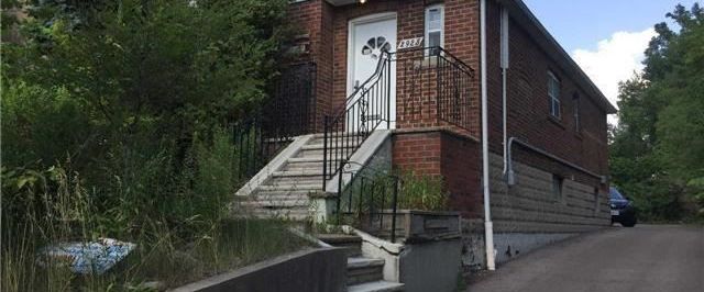 For Lease - 2925 Bathurst Street, Toronto, Ontario - Photo 1