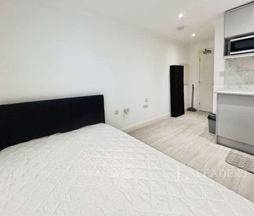 Studio, Sturton Street, CB1 - Photo 2