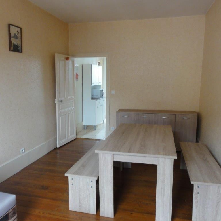 Location Appartement 2 pièces Meublé 38m² LE CREUSOT 71200 - Photo 1