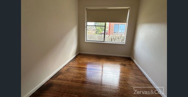 Updated 2 bedroom unit - Close to Dandenong Market and Shops - Photo 1