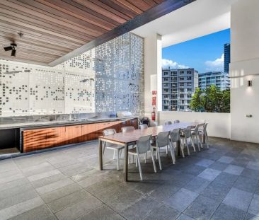 Unit 1301/19 Hope Street, South Brisbane. - Photo 2