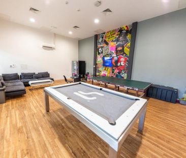 Property to rent - Photo 2