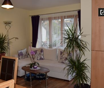 Inviting room in 2-bedroom apartment in Sandyford, Dublin - Photo 4