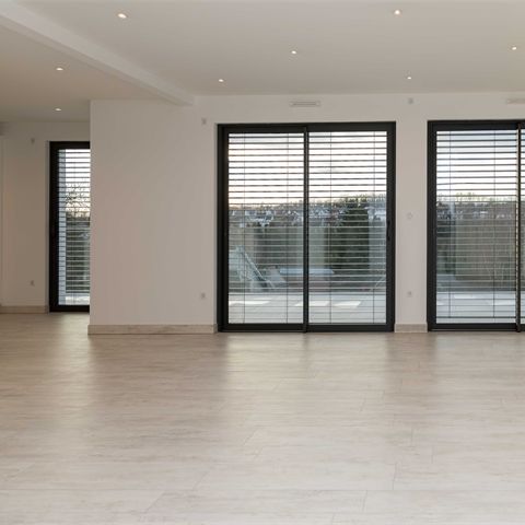 Location Appartement 105.03 M² SIERENTZ 2 400 € - Photo 1