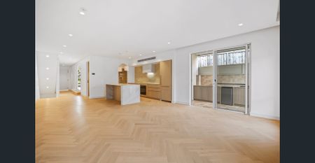 Brand New, Designer Luxury 3-4 Bedroom, 3 Bathroom, 2 Car Basement Parking, Sun-Kissed Family Home, Conveniently Located in a Dress Circle Location - Photo 5