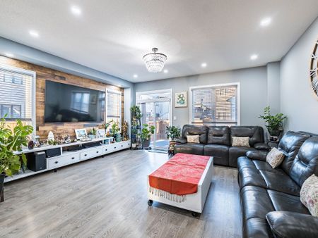 For Lease - 3 Doris Pawley Crescent, Caledon, Ontario - Photo 3