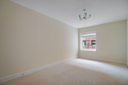 1 bedroom retirement property to rent - Photo 3