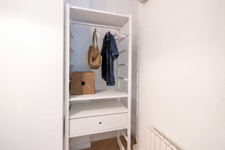 Carrer de Sant Vicent Màrtir, Valencia, Valencian Community 46007 - Photo 5