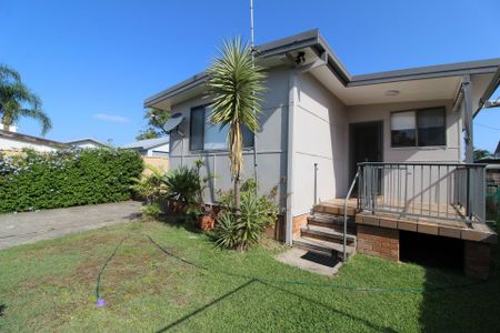 Your Umina Beach Retreat Awaits - Photo 3