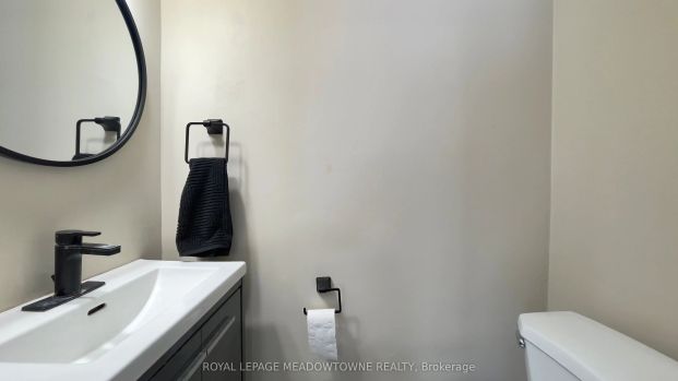 4 Keats Avenue #Main - Photo 1