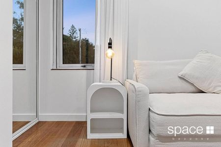 QUALITY AND COMFORT IN MOSMAN PARK - Photo 2