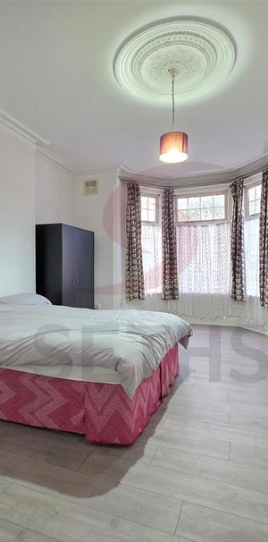 Fosse Road South, LE3, Leicester - Photo 1